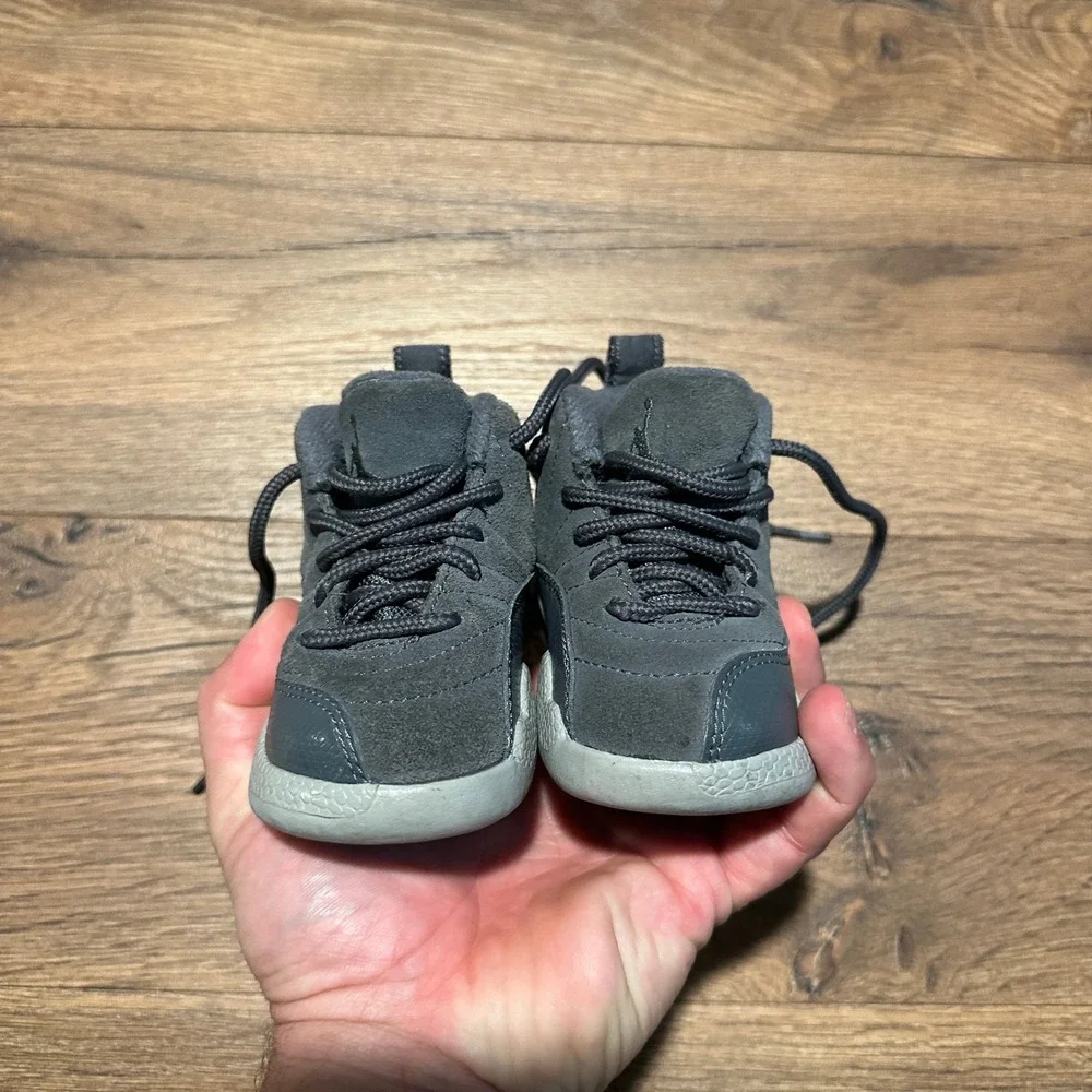 Jordan Dark Grey Retro 12 Sneakers‎ Kids 5C 850000-005